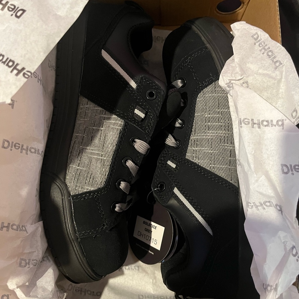 Diehard Solstice Comp Toe Skate Size 10 (NWT) Black and Grey